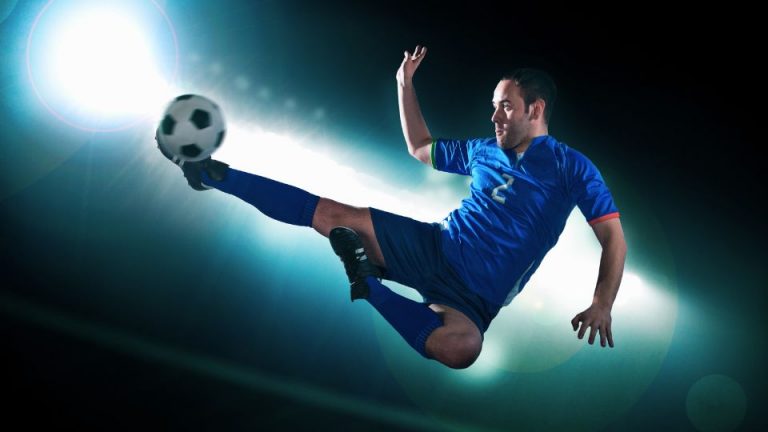 Pubalgia en futbolistas: qué es, por qué aparece y cómo tratarla